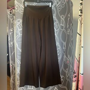 Elegant Brown Women's Wide-Leg Pants sz large